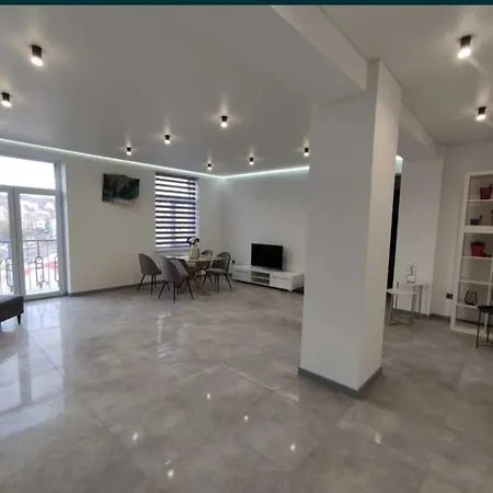 2 Separate Bedrooms Apartment Lviv Exterior photo